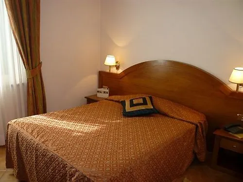 Hotel Squarciarelli Grottaferrata