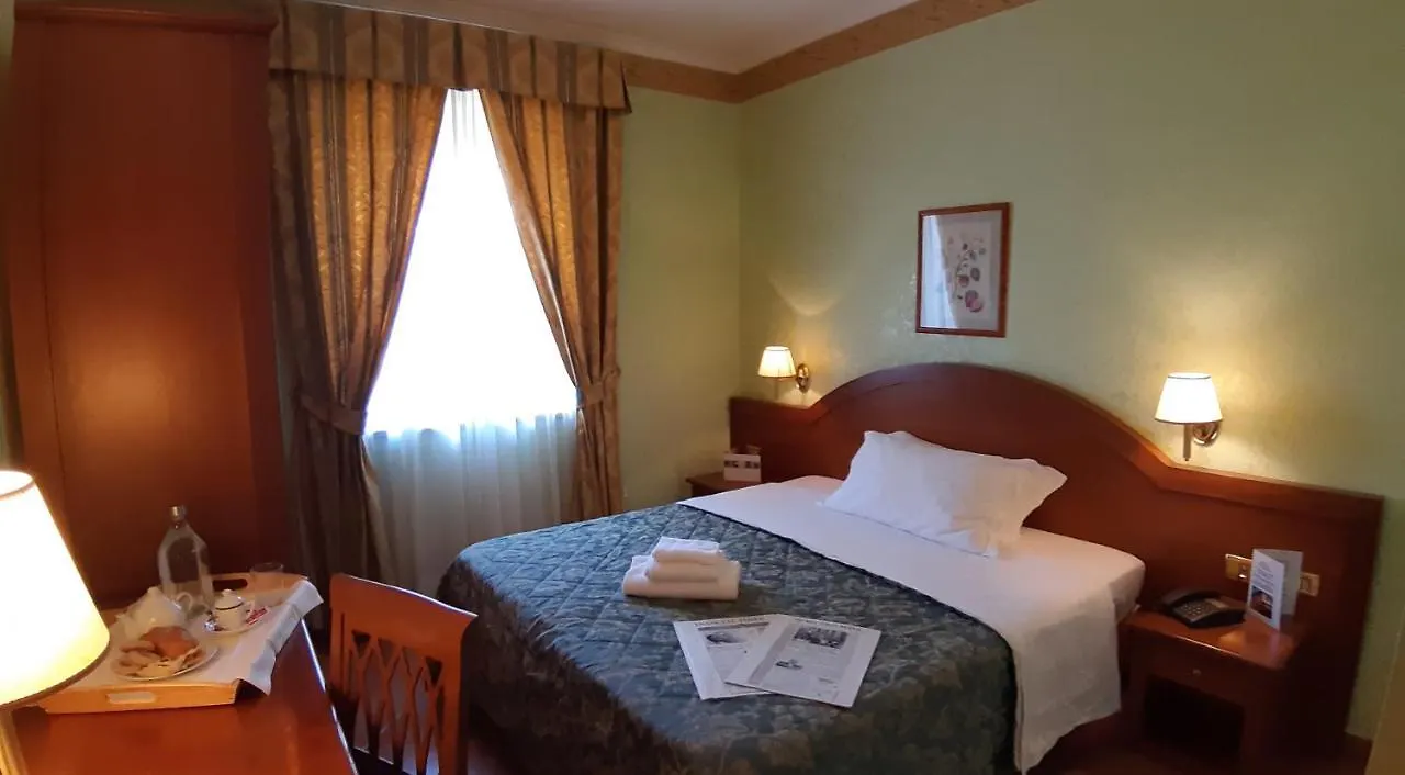 Hotel Squarciarelli Grottaferrata Italy